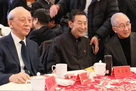 4位被国庆晚会认证“德艺双馨”的艺术家，最大93岁，最小的67岁图片