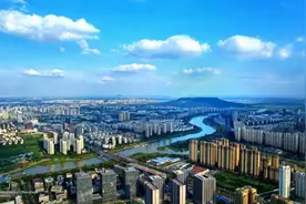 【建言献策】聚焦“一老一小”，让民生保障落到实处图片