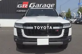 兰德酷路泽GR到店实拍，3.5T双涡轮+红黑内饰，途乐还香吗？图片