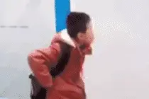 搞笑GIF动图【囧图】这骰子怎么摆放的？我头晕了，求解。图片