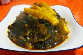 青菜年糕这么烧变黑暗料理，做法简单不失手，咸鲜软糯比肉都好吃图片