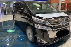 试驾威尔法，感受头等舱般的享受，价格再亲民一点就好了图片