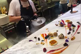 一颗草莓上百元，“分子料理”贵在哪里？是富人的“假时尚”？图片