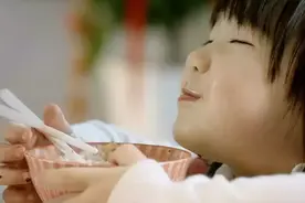 孩子使用筷子会更聪明更有智慧！听听专家怎么说图片