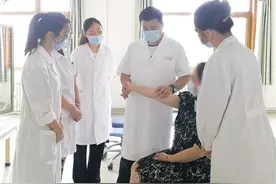紧急！列车上新生儿胃管脱落，包头医生施援手图片