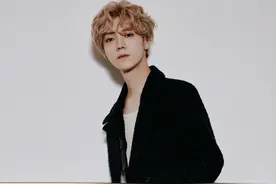 鹿晗卡点为关晓彤庆生，连续五年给女友送祝福，被网友在线催婚图片