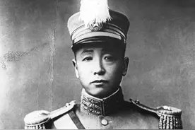 张作霖死后，日本特使自居长辈反对易帜，少帅：我与你们天皇同岁图片