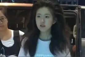 头发多得压不住！盘点娱乐圈的发量王者图片