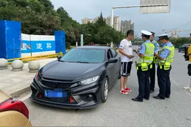 咸安城区启用查缉布控系统违法车辆“自动现形”，半个月“揪出”652台违法车图片
