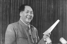 毛泽东的典范著作《论十大关系》为何20年后才公开发表？图片