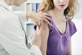 宫颈癌早期不疼不痒很难发现，但若出现3个特征，劝你尽早检查图片