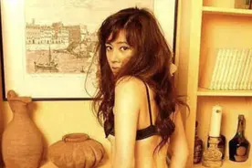 “苦命玉女”的娱圈救赎记，和她背后的软饭男图片