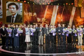 《渴望》剧组30年再聚首，揭秘幕后创作故事，原来他们是真母子图片