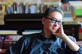 王小屯：李敖最后一任女人，为他改变自我，陪伴才子经历人生谢幕图片