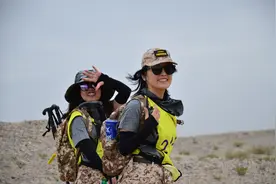 敦煌戈壁徒步，户外4天3夜108km的徒步旅游图片