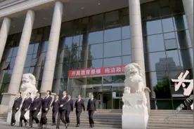 我相信终有一天，我也会成为这样的你！图片