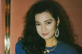 周星驰青梅竹马的街坊，嫁给最帅“杨康”，这个女人真如此好命？图片