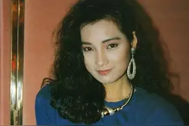 周星驰青梅竹马的街坊，嫁给最帅“杨康”，这个女人真如此好命？图片