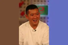 处于风口浪尖，香港艺人坦言穿耐克很骄傲，这算不算公然挑衅呢图片