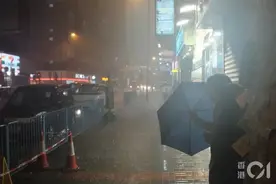 如果在香港遇到暴雨、台风等极端天气，该怎么办？图片