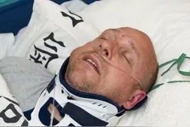 男子为躲避牢狱之灾，伪装成植物人达两年之久，最后还是露出马脚图片