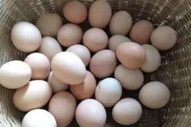 鸡蛋买多了，别放冰箱保存，教你4个土方法，保鲜3个月，很管用图片