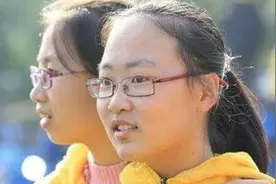 全国卷高考女状元落户重庆，英语只丢了3分，真正的“学神”图片