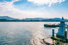 浙江被遗忘的千年古镇，被誉为“梅花城”，门票免费却少有人知图片