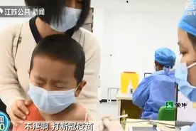 孩子咳嗽哮喘能打新冠疫苗吗？来听听接种现场医生怎么说图片