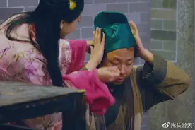 从来旺儿戴绿帽后的反应，看“咬人的狗儿不露齿”图片