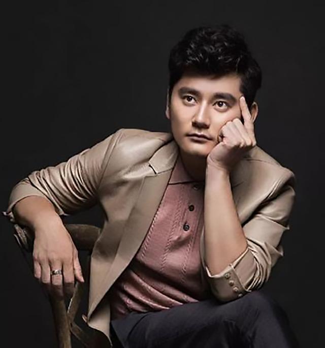 加一句"钱枫,1983年9月22日出生于上海市,中国内地主持人,影视演员