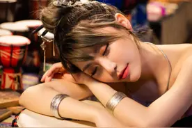 起底LPL第一美女解说周淑怡，坐拥三套汤臣一品房，身价过亿？图片