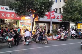 实体店零售新思维逻辑：将面临商品价值体验，向享受型消费转变图片