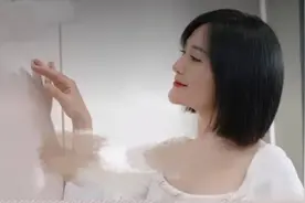 谢娜怀孕也不忘捞金！穿白裙挺大肚拍广告美成仙女，身材保持超好图片
