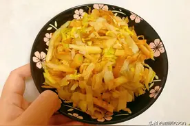 好吃的素炒饼丝，学会了记得告诉我哟图片