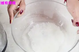 米饭蒸的不好吃？应该加多少水？教你几个技巧，让你多吃几碗饭视频封面