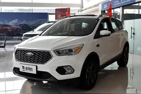 四缸增压，油耗7.2L，自动挡低价格的合资SUV，实拍翼虎图片