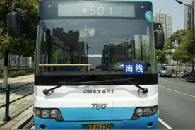 长沙最长公交线路，76站能欣赏半个长沙风景，堪称旅游公交线路图片