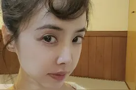 40岁蔡依林深夜自拍，皮肤紧致如少女，与锦荣分手4年仍单身图片