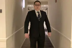 PDD招司机开百万豪车：只要满足这3个要求，观众可以联系狮皇报名图片