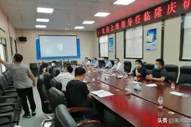市领导深入煤矿井下查安全图片