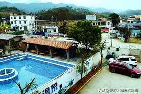 农家小院户户带私家泡池，经济实惠人均不到百元，适合家庭温泉游图片