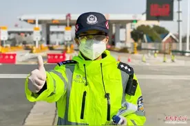 她带领的汉警快骑女子队，又飒又帅又酷！图片