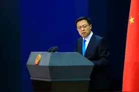 美雇员向中国出售美国机密？记者有个疑问，赵立坚当场4字回应图片