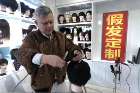 癌症理发店：每顶假发背后都有一个沉重的故事图片