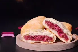 鲜花饼：阳光灿烂春日宴，落英缤纷遍食材图片
