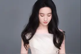刘亦菲拍摄婚纱造型，一袭白纱衬得优雅高级，不愧是“仙女姐姐”图片