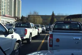 21日起，武汉对多用途货车解除部分道路限行图片