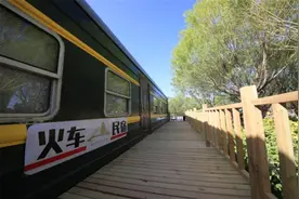 火车上有大床房，还有茶室和娱乐厅！网友：哪列车？还真没住过图片