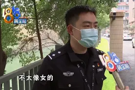 发现人一动不动，路人报了警，民警现场妥善处理图片
